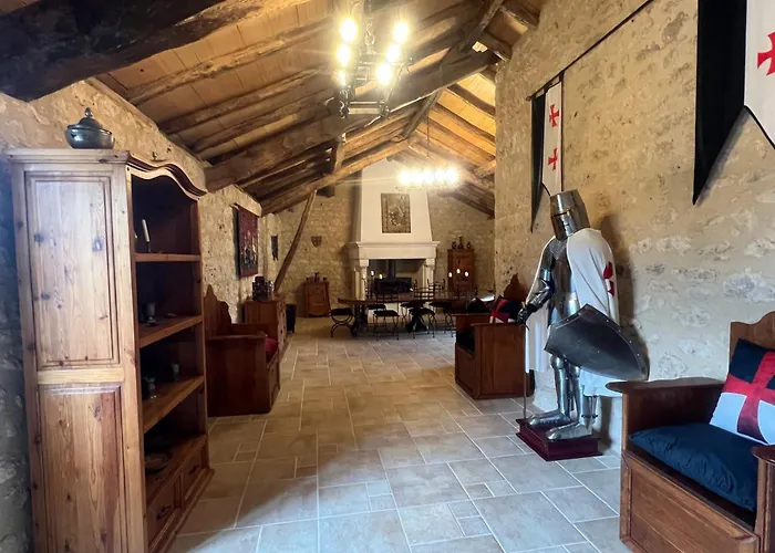 ベッド・アンド・ブレックファスト Le Relais Des Chevaliers 