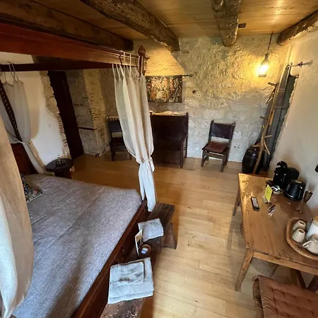 Le Relais Des Chevaliers 