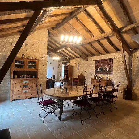 Le Relais Des Chevaliers 